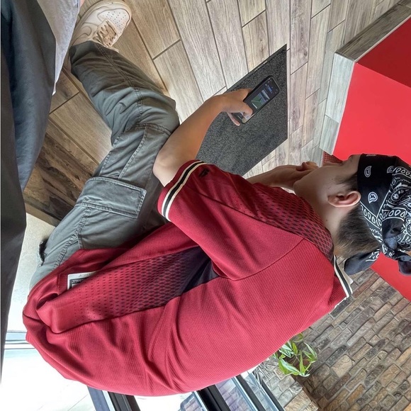 Meet your Posher, Julien - Picture 8 of 8